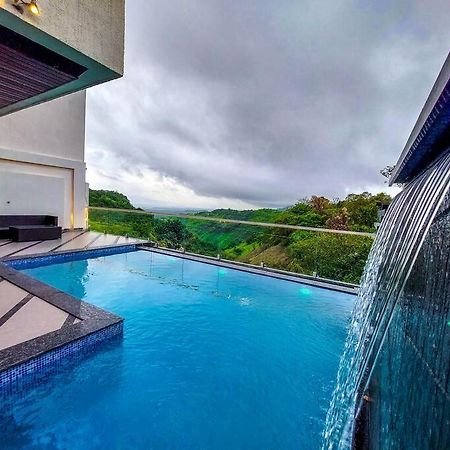 Celebrity Villa Игатпури Экстерьер фото