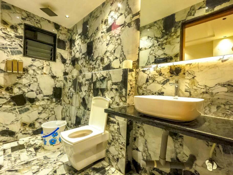 Celebrity Villa Игатпури Экстерьер фото