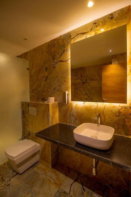 Celebrity Villa Игатпури Экстерьер фото
