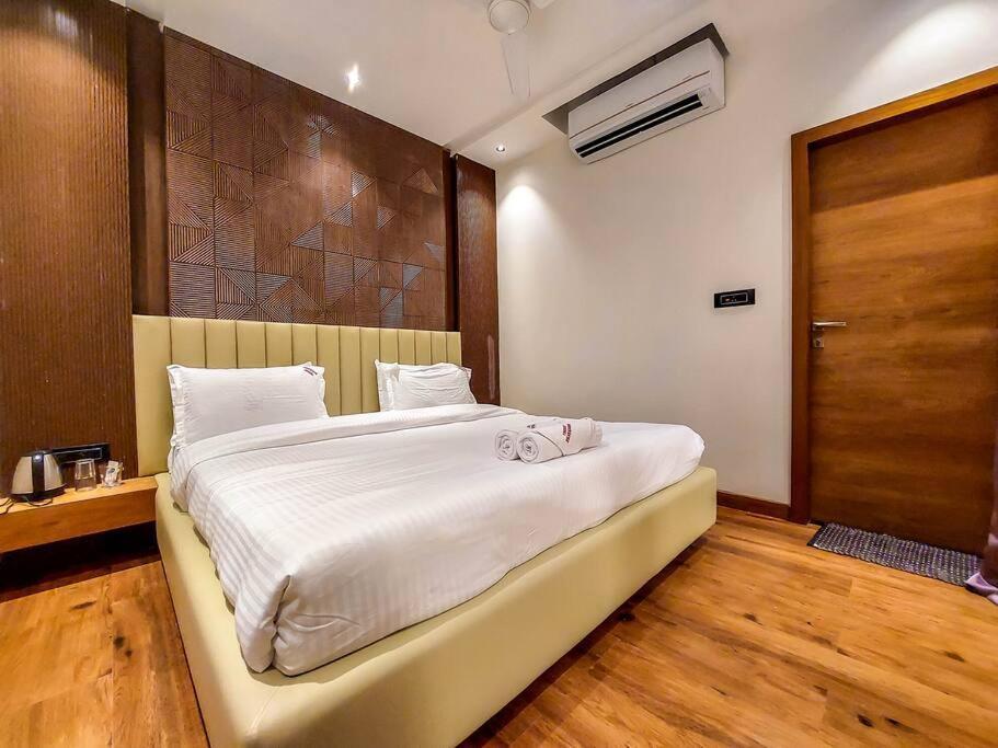 Celebrity Villa Игатпури Экстерьер фото